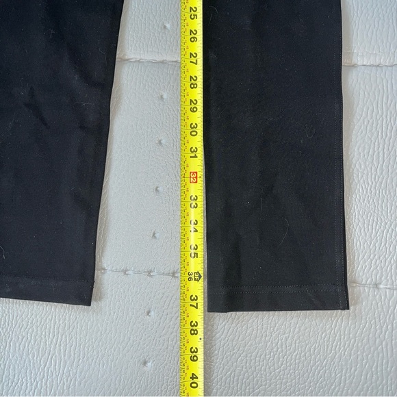 DKNY Jeans Ladies' Mid-Rise Ponte Pant Pull on Silhouette XS/ECH - Picture 11 of 13